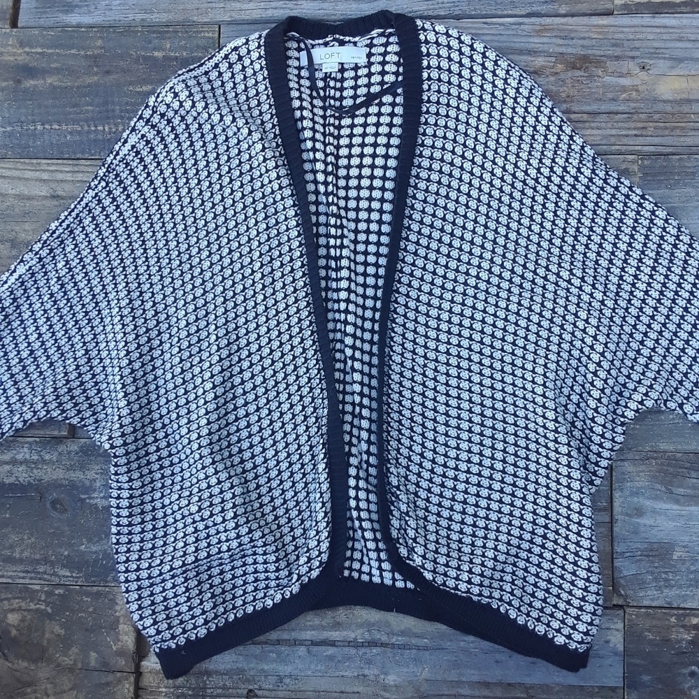 😍 Loft open front knit sweater.